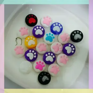Cat footprint key chain