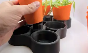 SMALL SEEDLING PLANT POTS