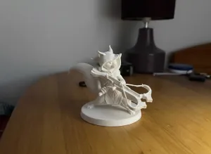 Hoodwink Dota 2 Figurine