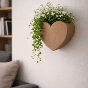 Heart Wall Planter – Fuzzy Skin Design for Dry Flowers