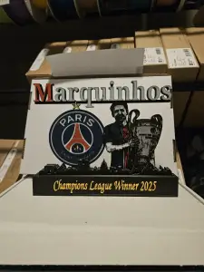 League 1 - Paris Saint-Germain Marquinho CL winner display