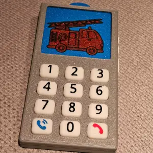 Switch-a-Screen (Kids Play Phone)