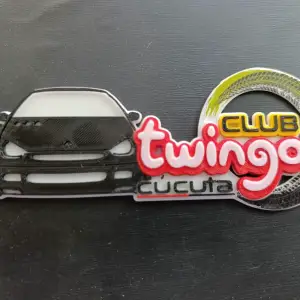 “Sticker Club Twingo Cúcuta – Estilo Automotriz” 🚗✨