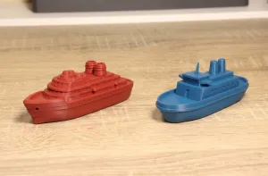 Toy cruise ships