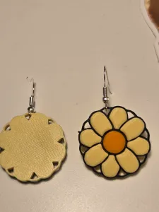 Puffy Daisy Earrings