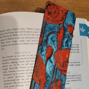 Poppy Bookmark 01