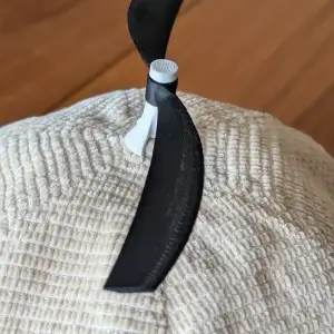 Cap propeller