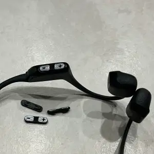 Replacement volume/power buttons for Shokz OpenRun Pro 2