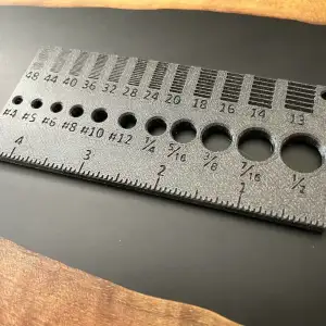 Bolt gauge with thread pitch identifier (metric and SAE)