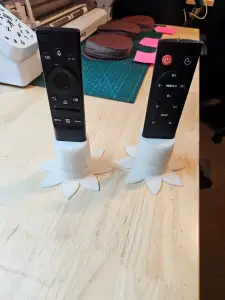 Bedside remote holder for Samsung and Galaxy light