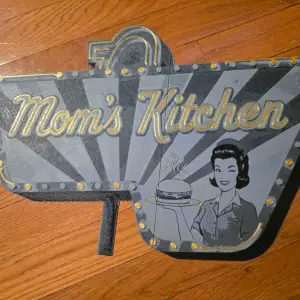 Mom's Kitchen Diner Sign - Ver 2 Hueforge