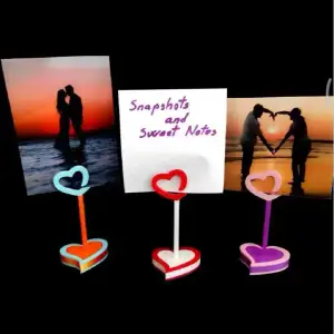HeartSnap Stand – Valentine’s Day