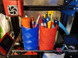 Pencil Holder (Faster printing at 0.4mm)