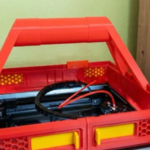 K1 TPU Holder – compatible with Sektor 7 studio riser