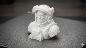 Deep Space Explorer Bust – Sci-Fi Astronaut 3D Printable STL