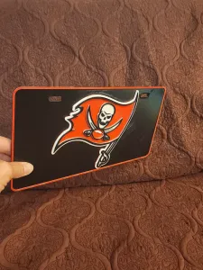 licenseplatebucsflag