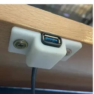 Крепление USB-порта под стол