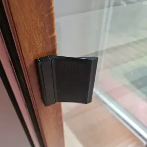 Balcony door knob/handle