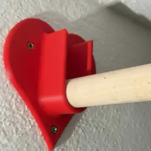 Garnish bracket for a rod with a diameter of 28 mm