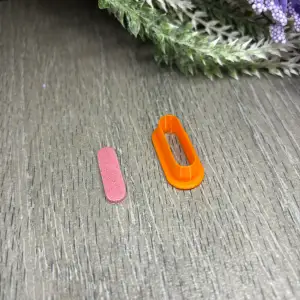 LONG OVAL CLAY CUTTER