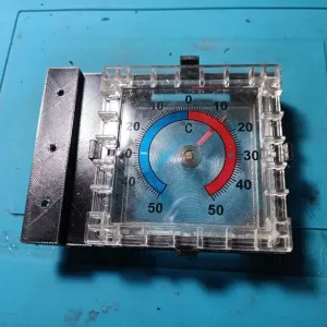 Fixing the window thermometer