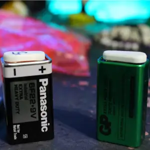 9V Battery Terminal Cover