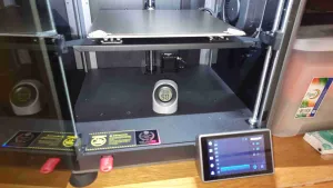 Desktop stand for temperature and humidity sensor