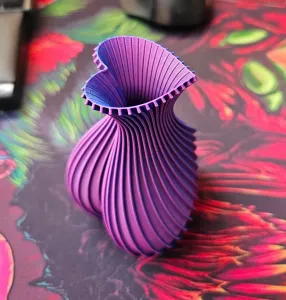 heart shape vase