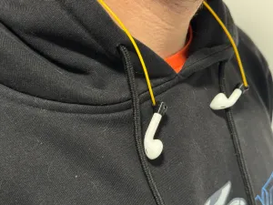 AirPod Sport Lace – A Secure Solution for Dynamic Activities