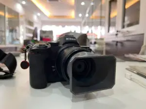 CUSTOMIZED CAMERA LENS HOOD (48/52)