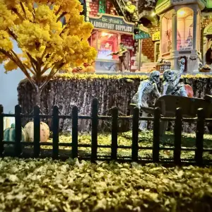 Miniature Fence – Perfect for Lemax Spooky Town & Christmas