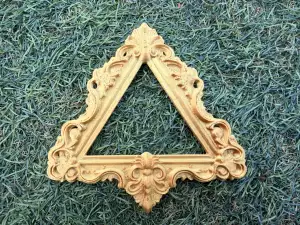 Baroque Rococo Ornate Triangle Picture Frame Border