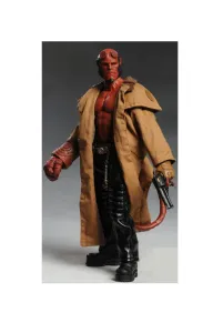 Hellboy in a Trench Coat + 2 weitere Modelle
