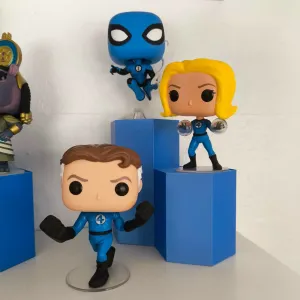 funko stand 2x