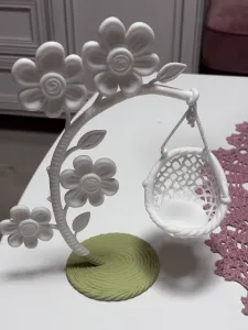 Spring flower composition