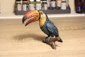 Toucan figurine