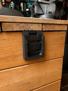 Makita 18V Battery Holder, Wall Mount Organizer, Garage Tool