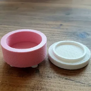 Barbie / Dollhouse Furniture - Ottoman Storage