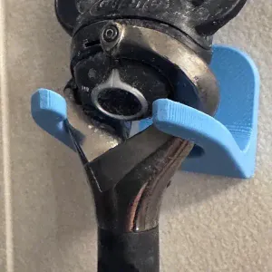 Razor holder