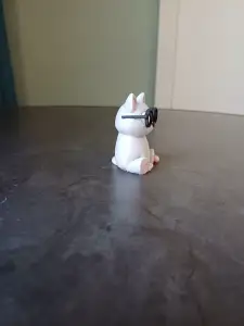 Cute Nerdy Cat – Sitting Kitty with Glasses