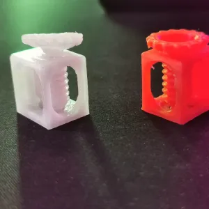 Worm gear mechanism torture test cube