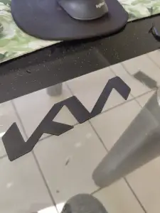 kia new badge