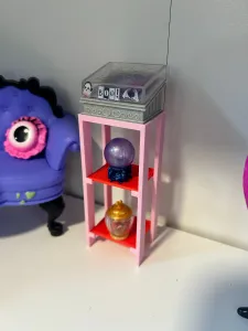 Monster High Record player holder (Spectra Self-Scare)