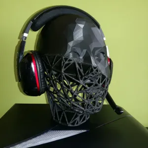 Ultimate VR and headphone holder