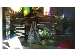 Asus Rog | GPU Holder