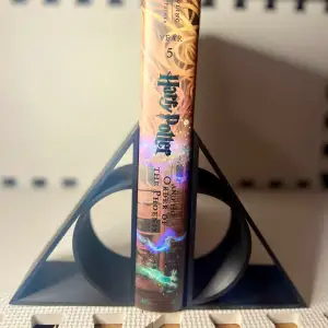 Deathly Hallows bookend