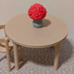 Round Dining Table 1:12 Scale – Dollhouse Miniature