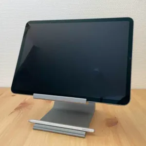 iPad / tablet desk stand