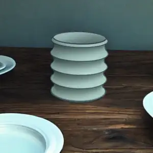 Wavy pot