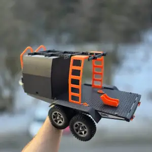 NBC.12 - 1:10 scale off-road Toy Hauler